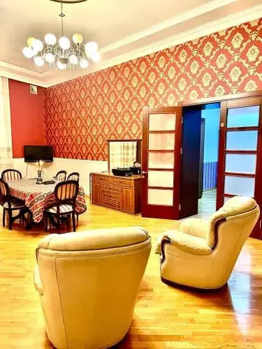 City Hall Apartment