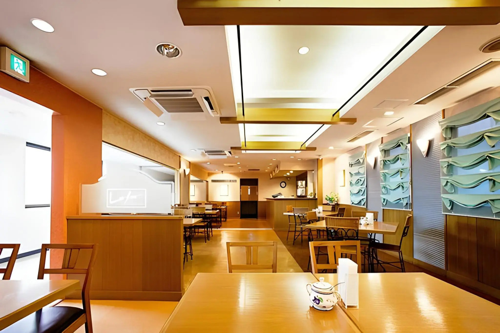 City Hotel Ando