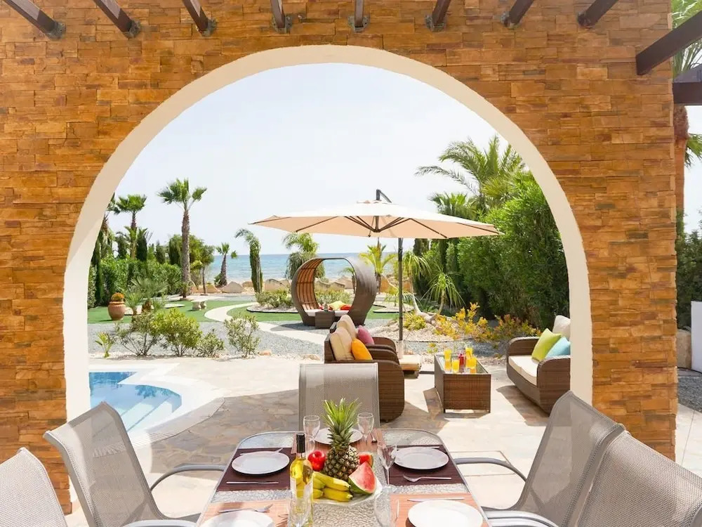 Sea Front Costa Blu by Ezoria Villas