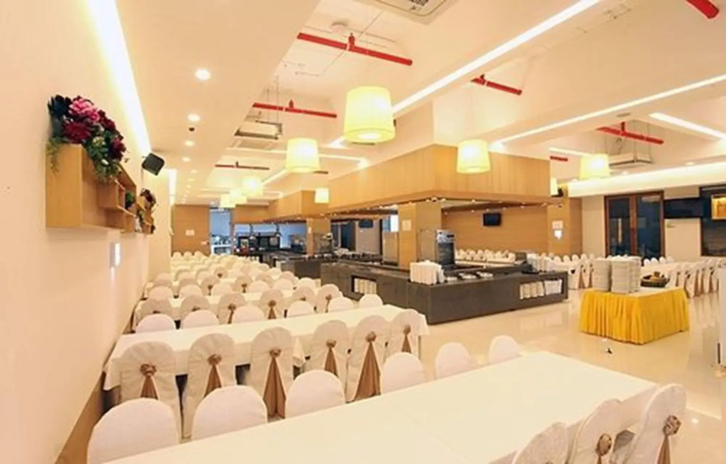 Sunshine Hotel