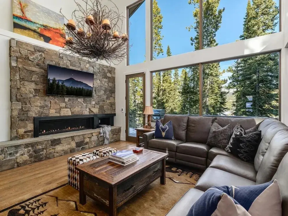 8 Alpine Bend 3 Bedroom Home by Moonlight Basin Lodging