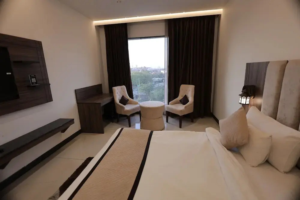 SNJ Taj Grand