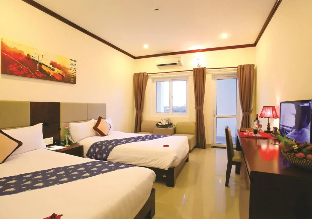 Ban Thach Riverside Hotel & Resort