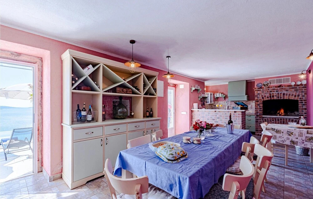 Two-Bedroom Holiday Home In Mokalo
