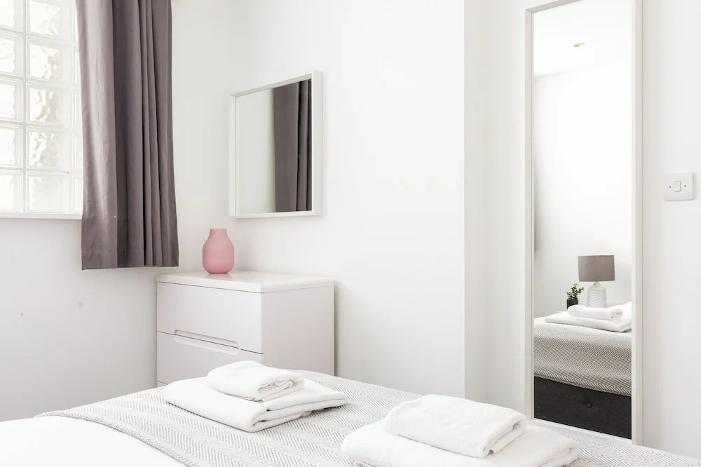 2 Bed Flat off Brick Lane