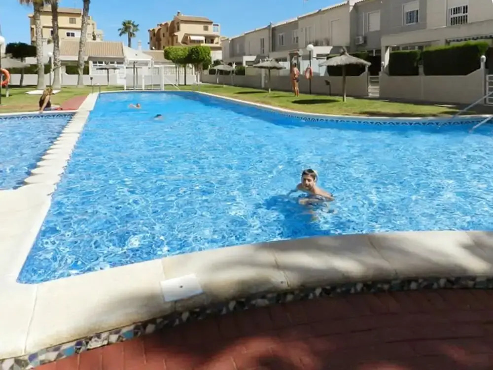 Studio in Torrevieja - Alicante, With Pool Access, Enclosed Garden and