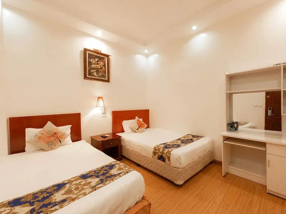 OYO 1114 Lucky Hotel