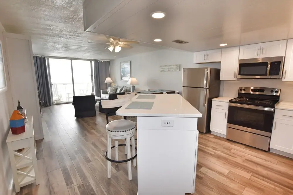 0903 Waters Edge Resort 1 Bedroom Condo by Redawning