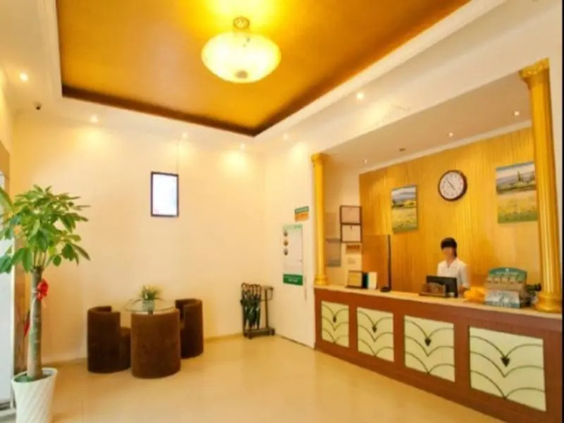 GreenTree Alliance Nanjing HanzhonGMEn Subway Station Hotel