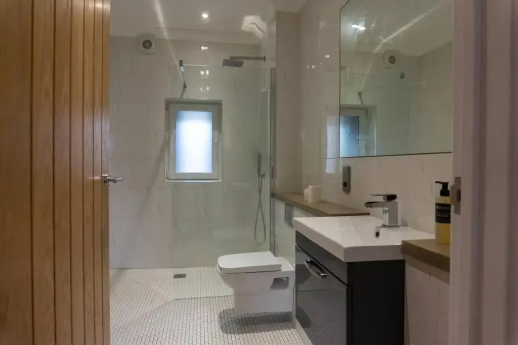 9 Argyle Square - Stylish 2 Bedroom Apartment