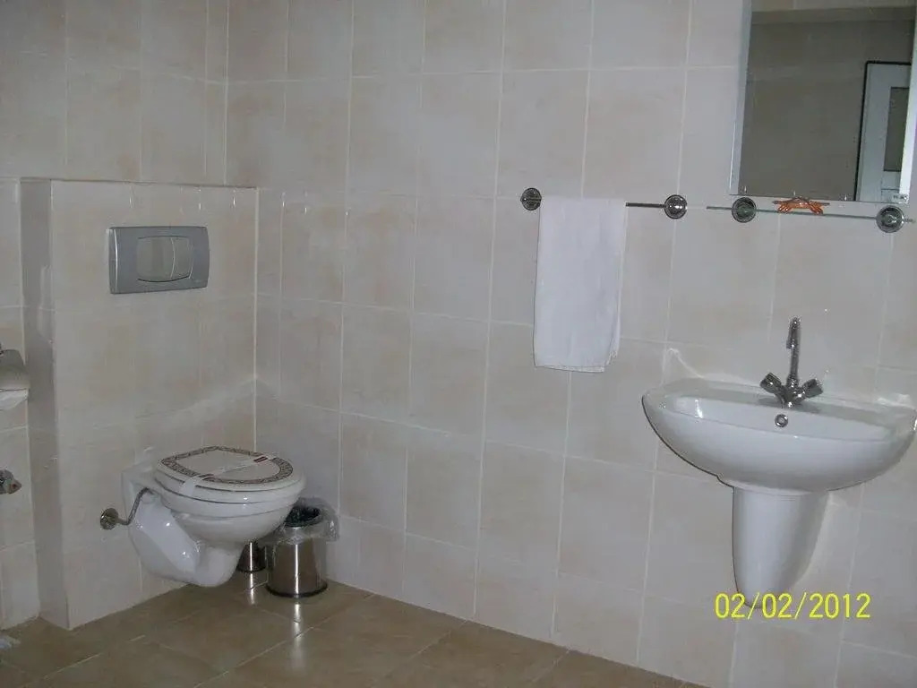 Yener Hotel