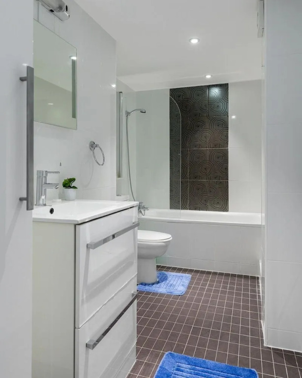 4-bedroom Villa on Marble Arch