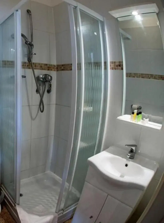 Thomas James Hotel