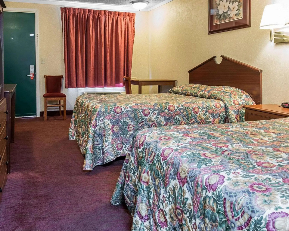 Rodeway Inn Madison Heights - Detroit