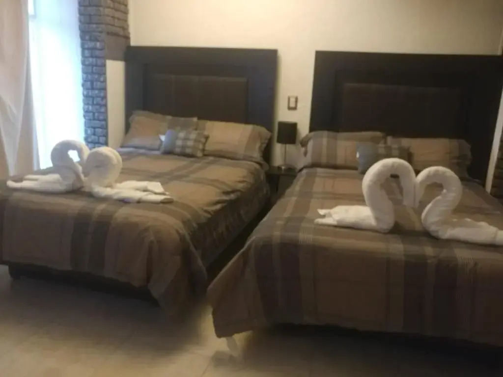 SUITE EN TORRES GEMELAS a pie de playa 1403 N