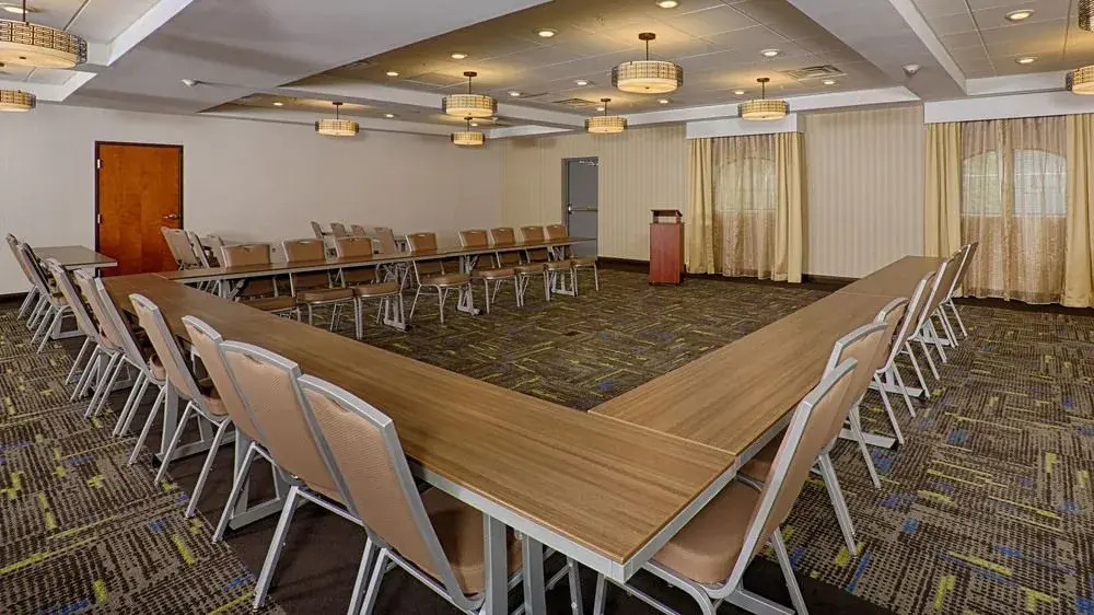 Holiday Inn Express Bordentown - Trenton South