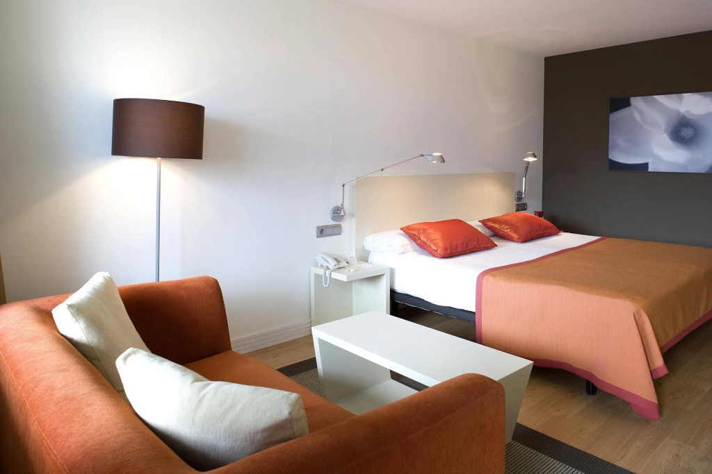 Magnolia Hotel