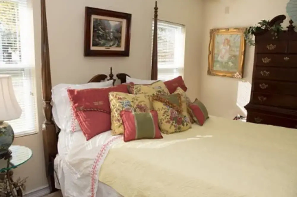 Windsong Retreat Bed & Breakfast