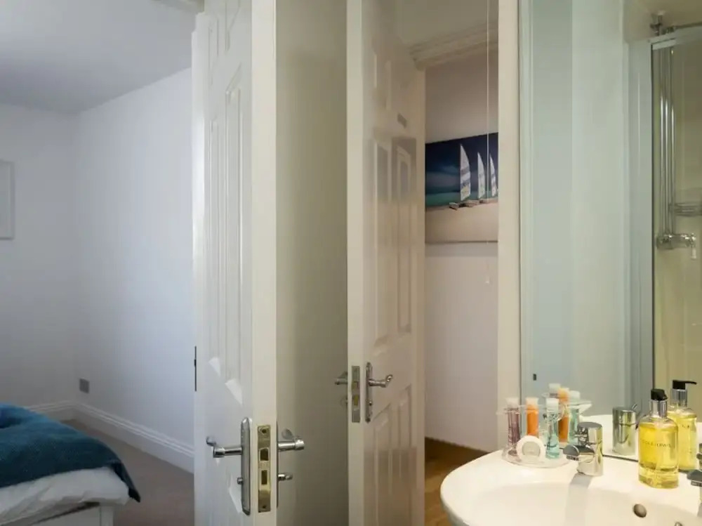 25 Burgh Island Causeway