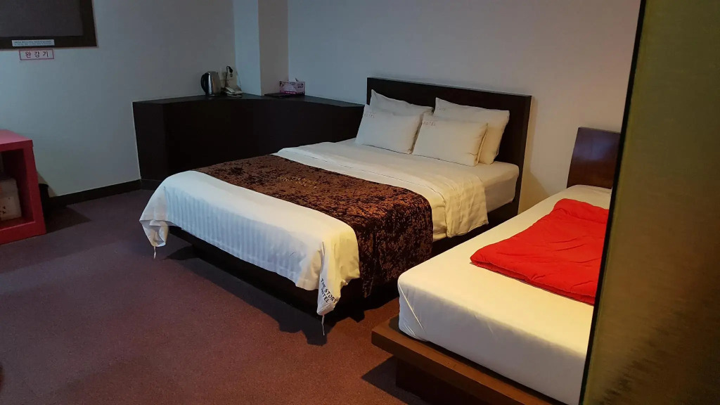 Story Hotel