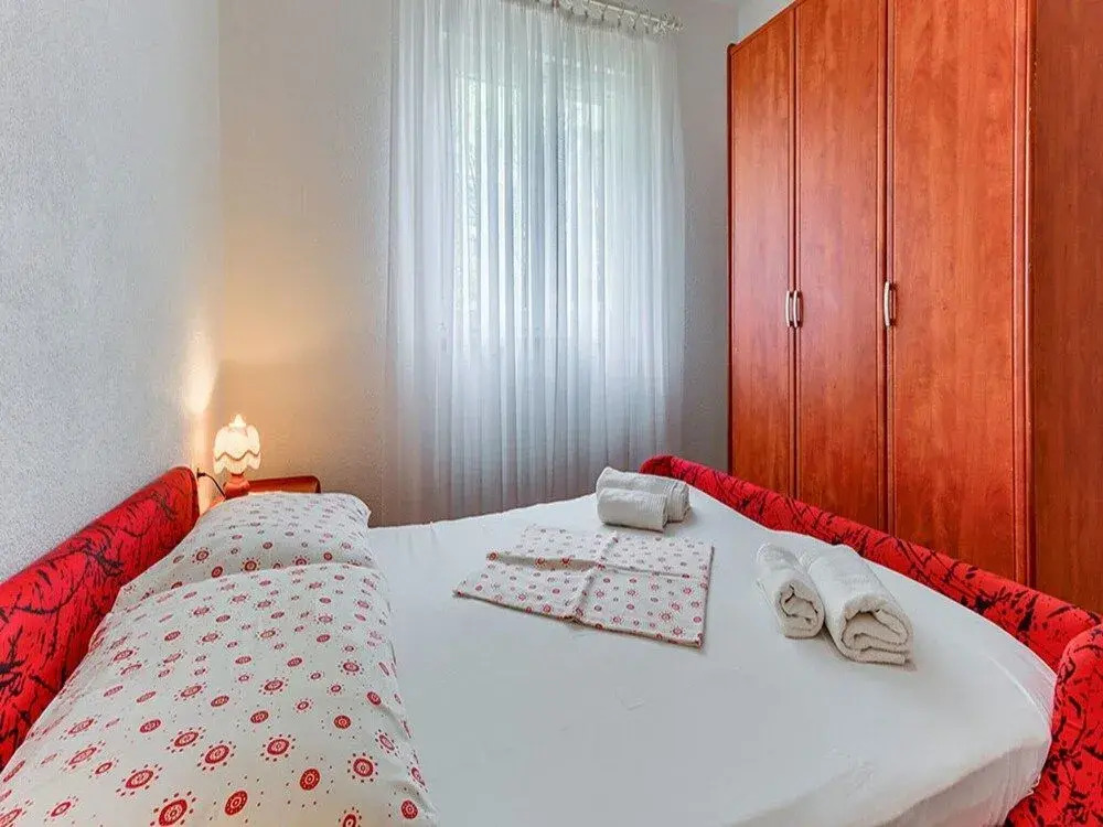 Apartments Ivo