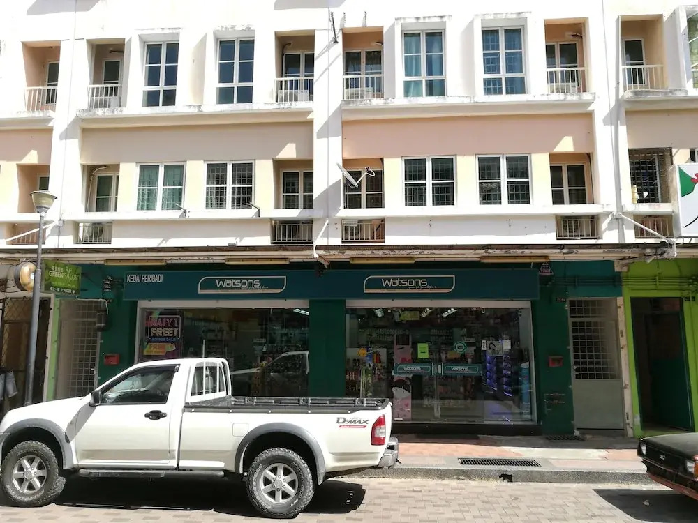Oceanus Backpackers Hostel