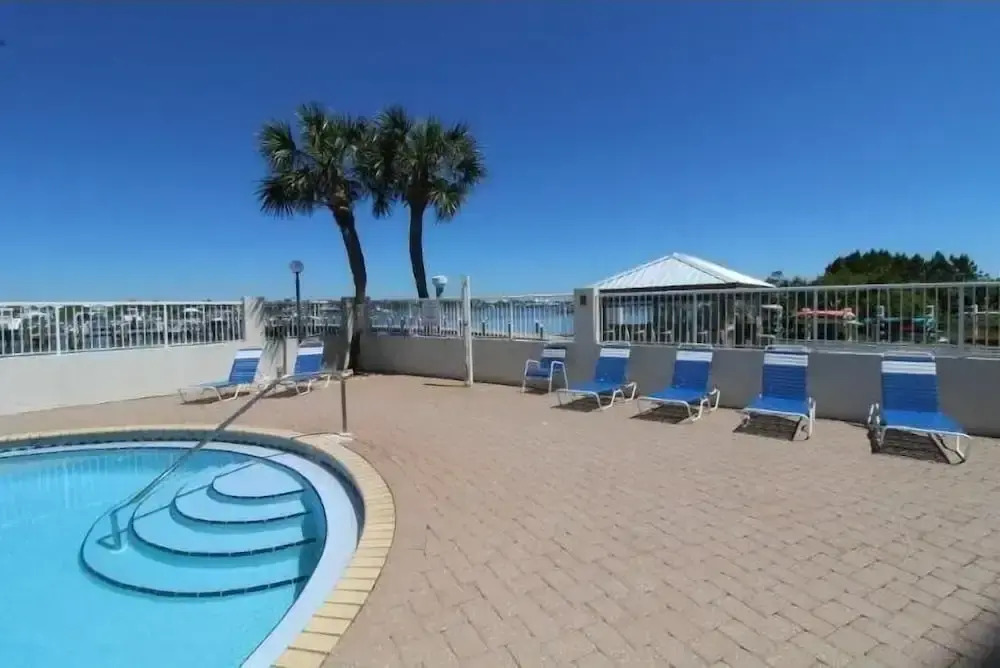 Seaspray Riverside 611