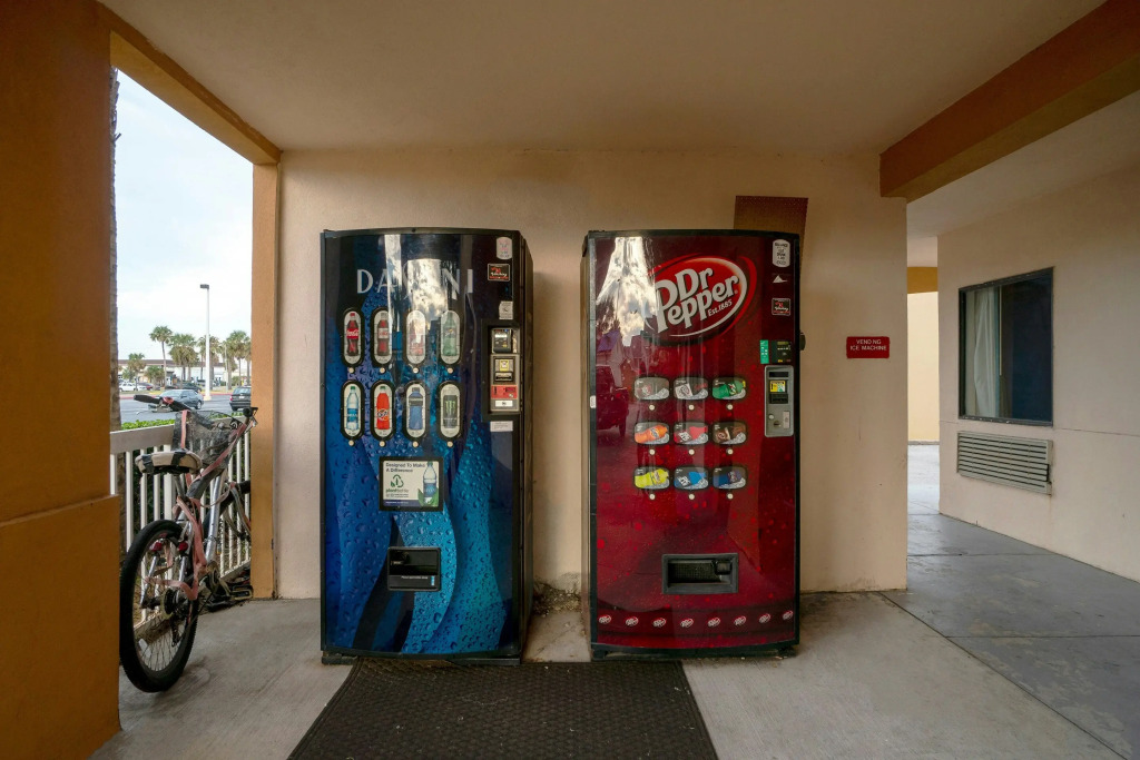 Island Inn By OYO Galveston Beach, TX