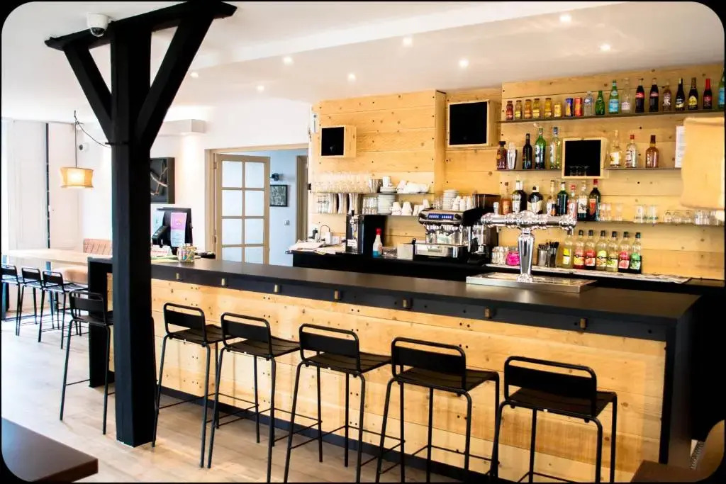 Logis Hôtel La Bastide des Oliviers