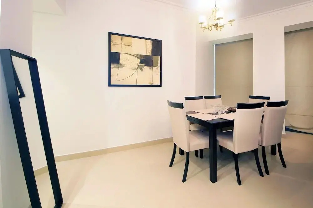 New Arabian Holiday Homes - Burj Vista