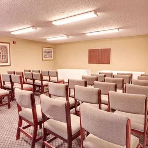Kingsley Inn  Suites