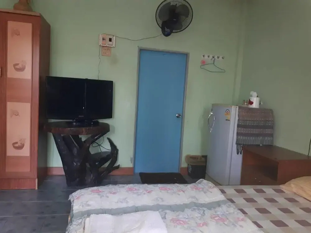 Lamom Resort