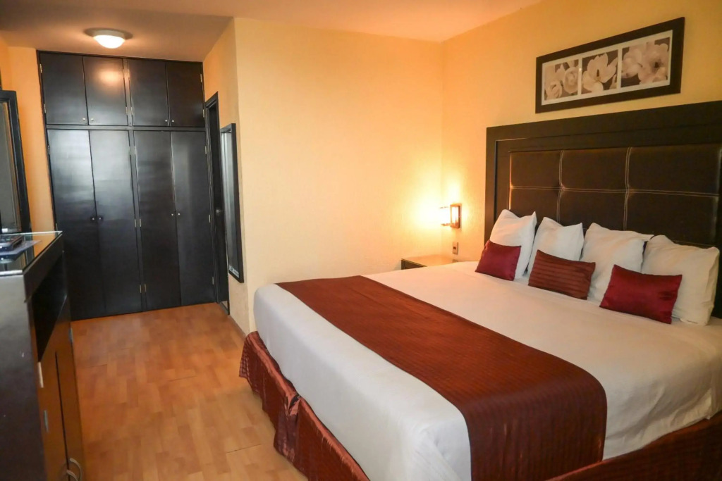 Hotel Santa Irene Guadalajara