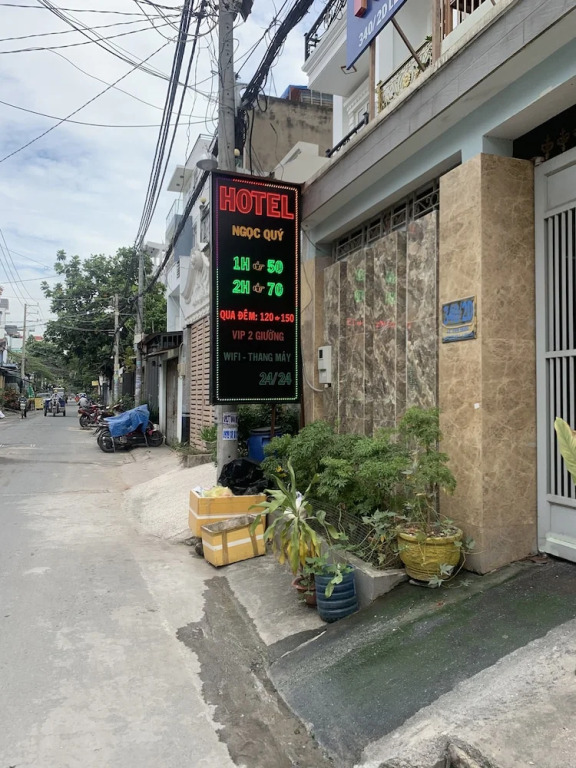 Ngoc Quy Hotel