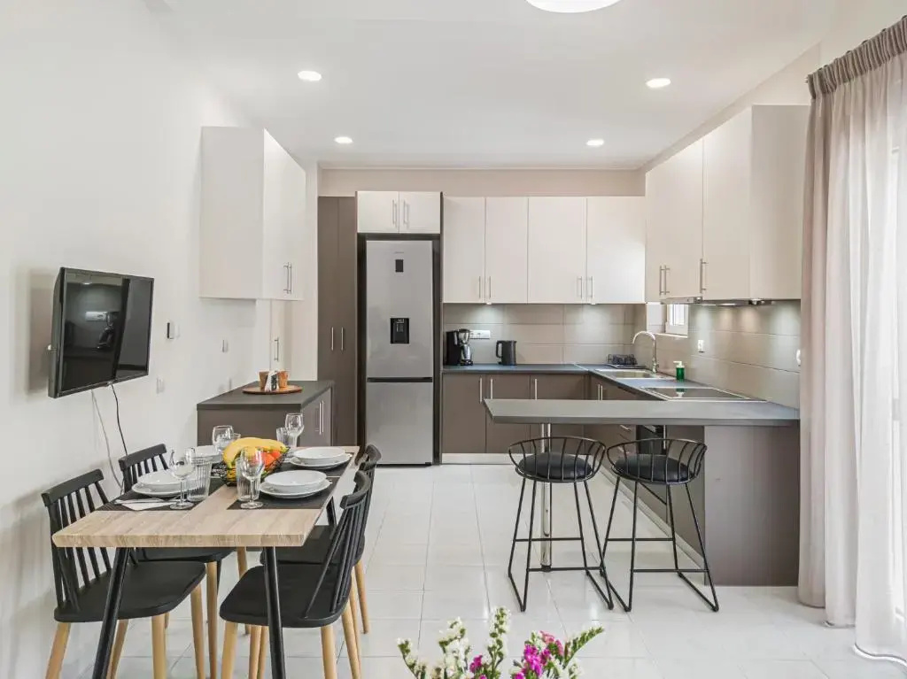 Fully renovated apartment in the city centre with roof garden! 3 minutes from the bus station and 6 minutes from the old town