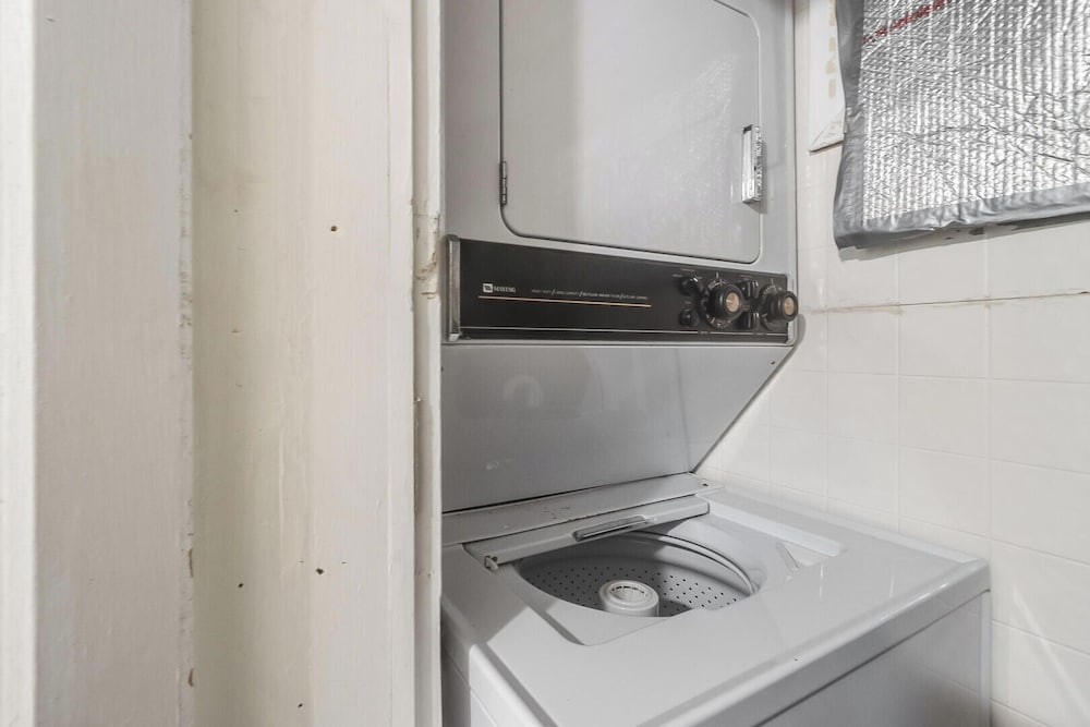 Olive Avenue 3 APT #1
