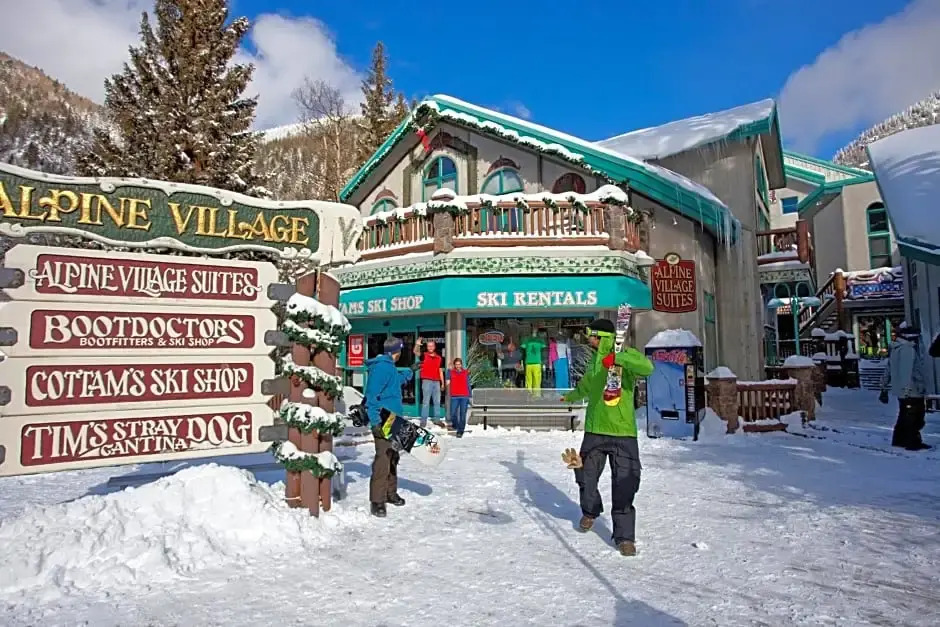 Cottams Lodge by Alpine Village Suites