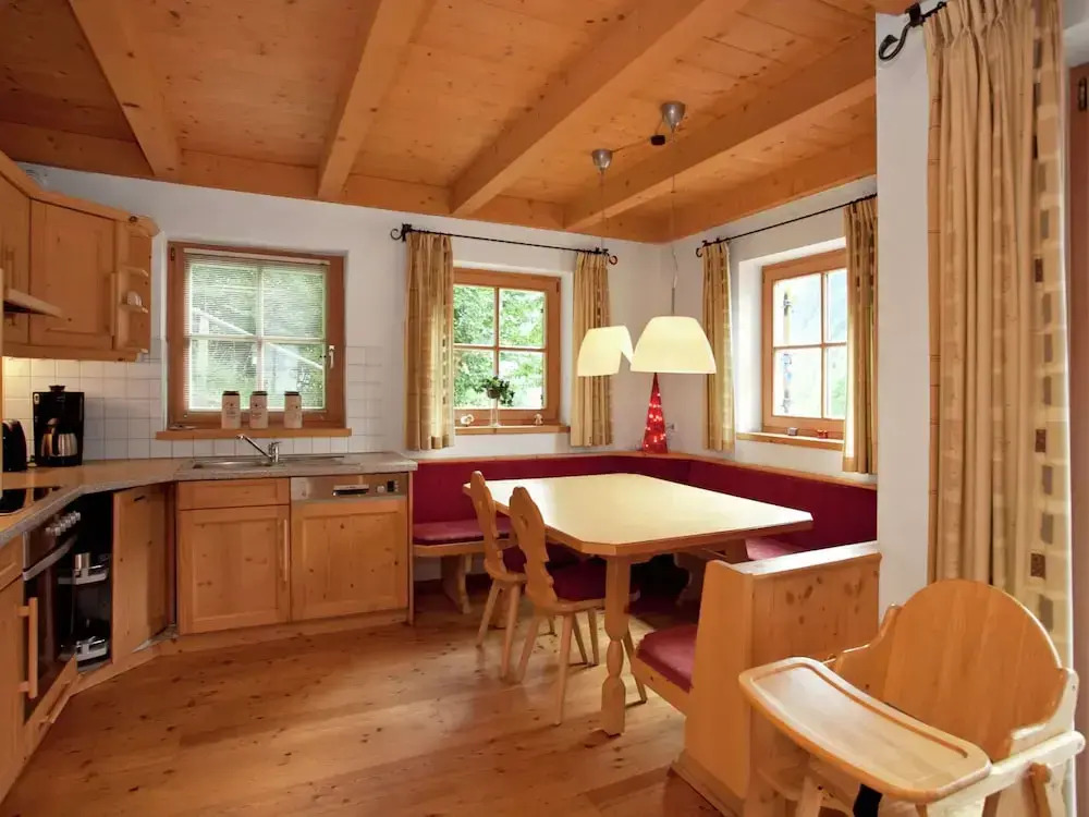 Chalet in Konigsleiten Near Ski Bus, Pool