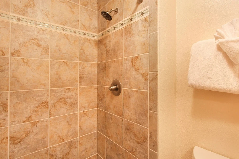 Deer Mountain 28b 1 Bedroom Condo by RedAwning