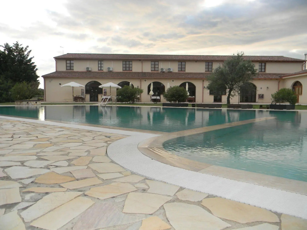 Hotel Sport Village