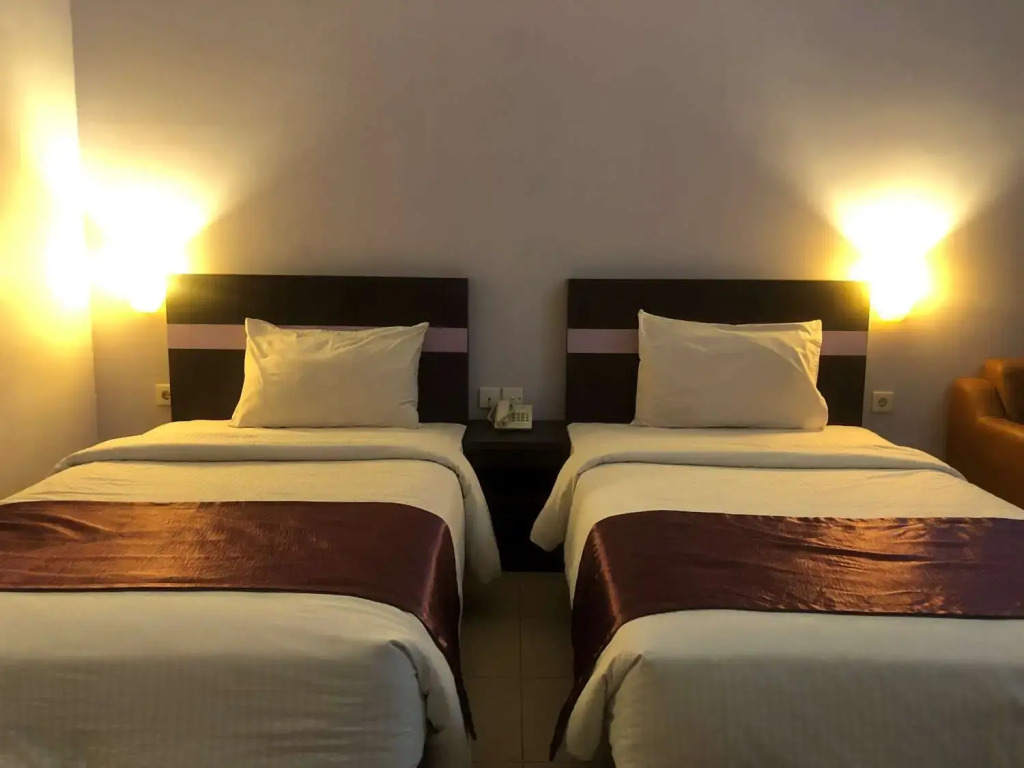 Kyriad Sadurengas Hotel