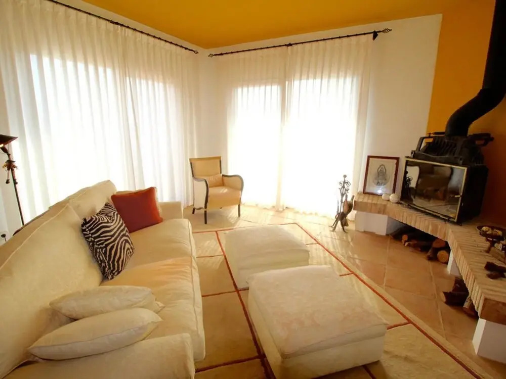 9001 - Villa Peni