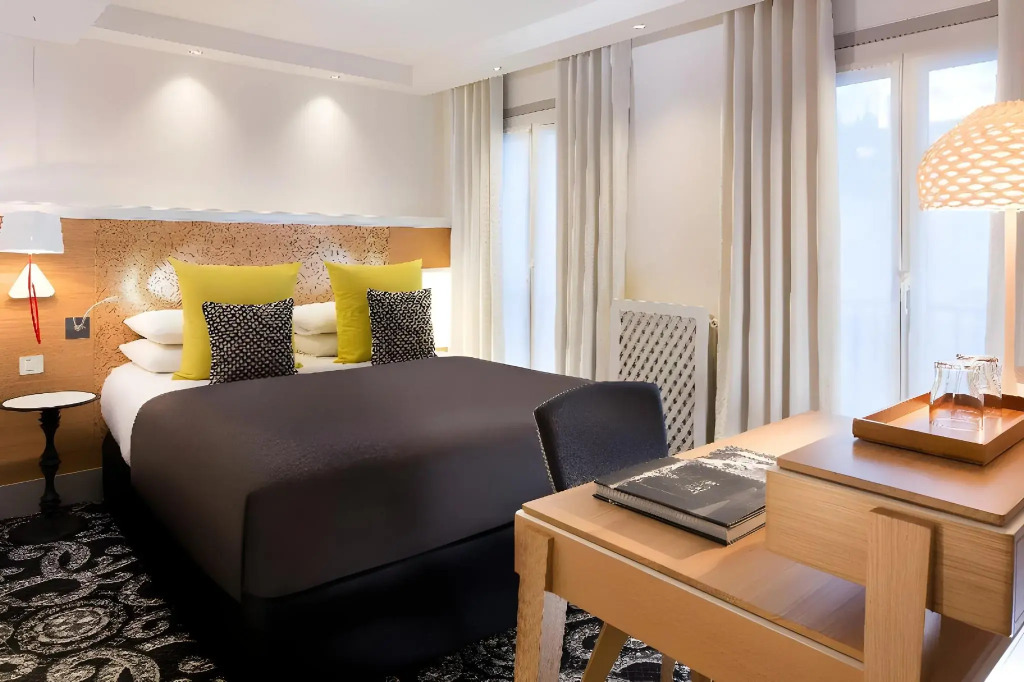 Hotel Elysees 8