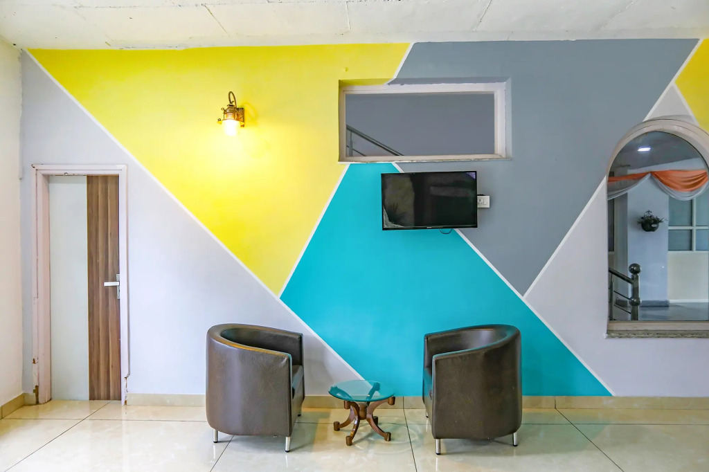 FabHotel Aravali Suites - DLF Phase 3