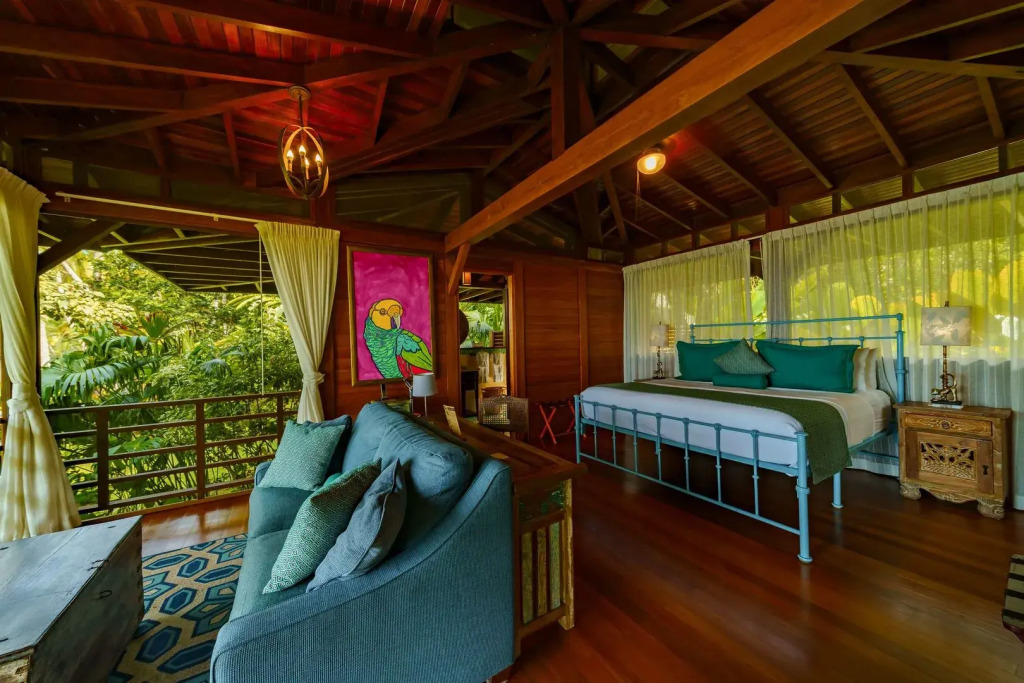Playa Cativo Lodge