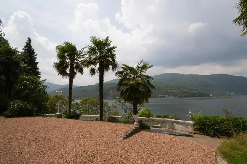 Villa Rina Deluxe and Cottage