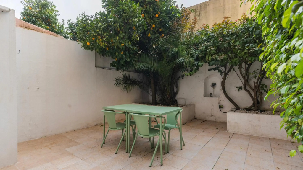 Private Terrace Apartment in Historic Centre 3 by Lisbonne Collection