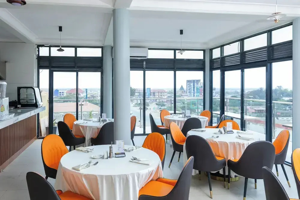 Ngabu Hotel