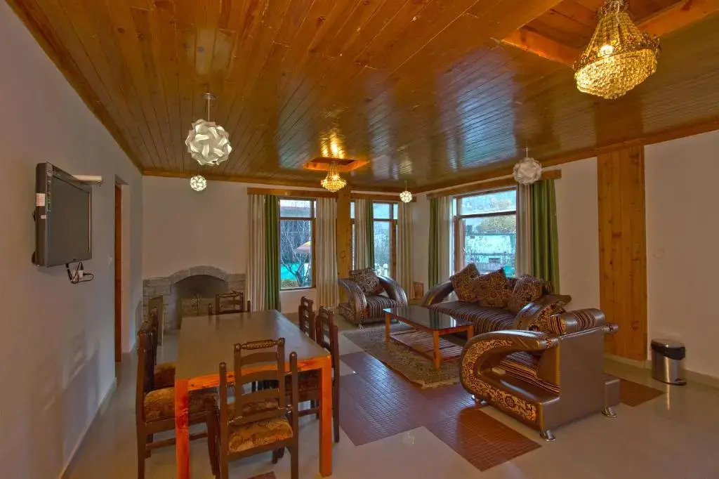 OYO Rooms 210 Wide River View