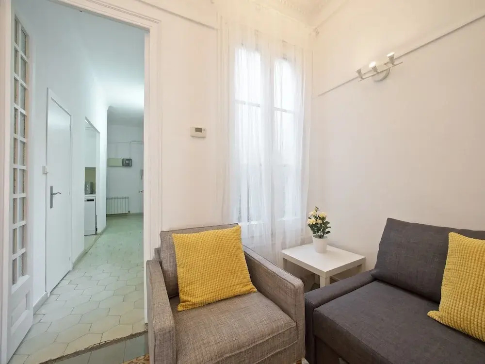 Gaudi Eixample Apartment